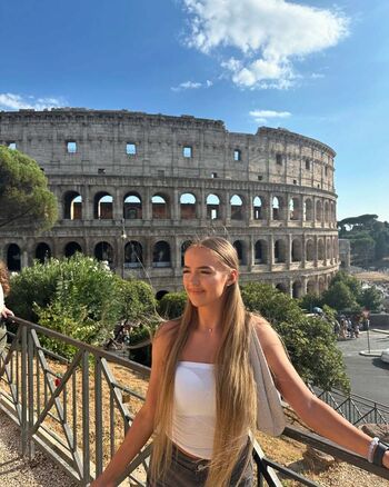Full leaked Darija darbutaite private photo