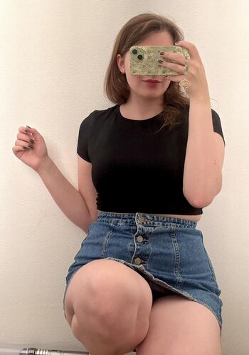 Full leaked Darlingalora page private photo