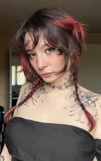 Full leaked Deadmiette private photo