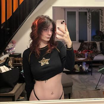 Full leaked Deadmiette private photo