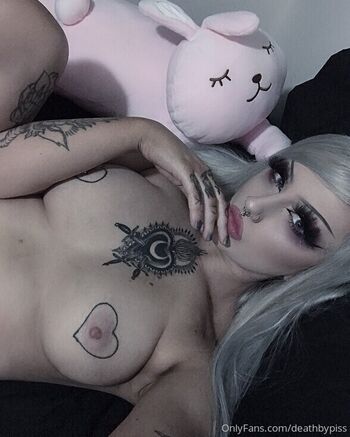 Full leaked Deahbypiss private photo