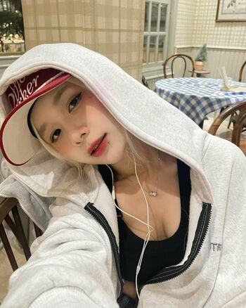 Full leaked Dear hineko page private photo