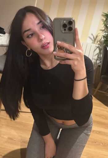 Full leaked Deargia private photo