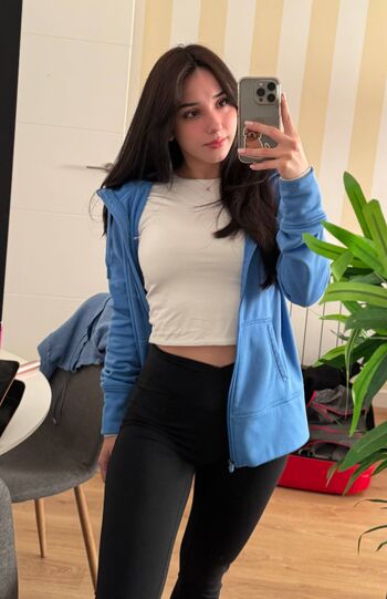 Full leaked Deargia private photo
