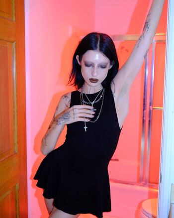 Full leaked Deathbyromy private photo