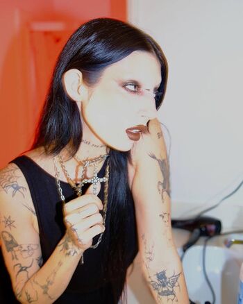 Full leaked Deathbyromy private photo
