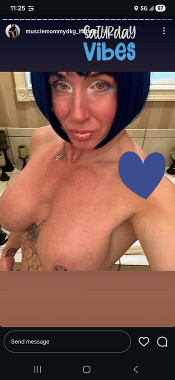 Full leaked Debbie grass page private onlyfans photo