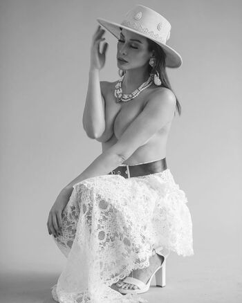 Full leaked Debora comba private photo