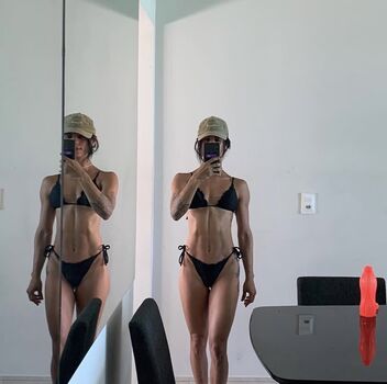 Full leaked Debora varella private photo