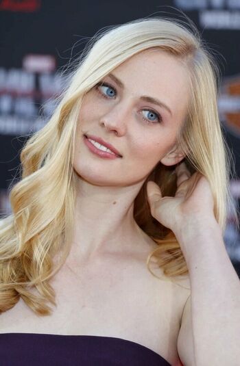 Full leaked Deborah ann woll private photo
