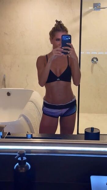 Full leaked Deborah secco private photo