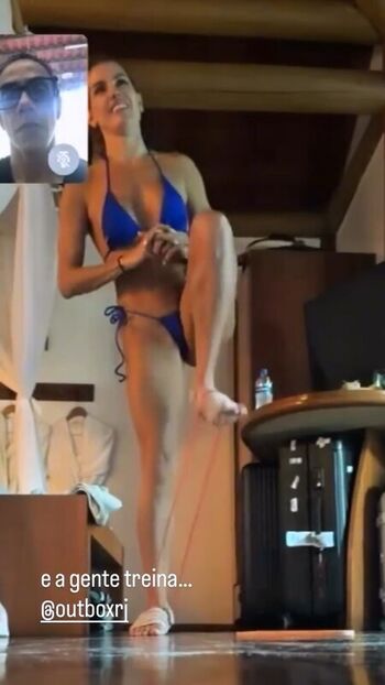 Full leaked Deborah secco private photo