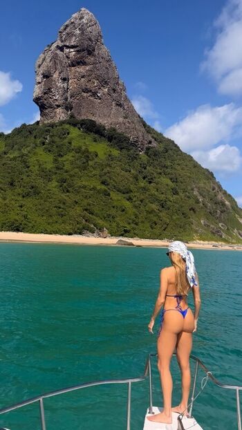 Full leaked Deborah secco private photo