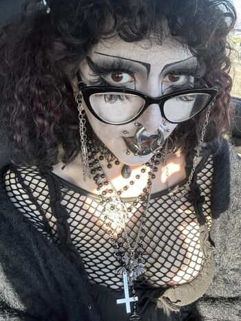 Full leaked Decayingdaf private photo