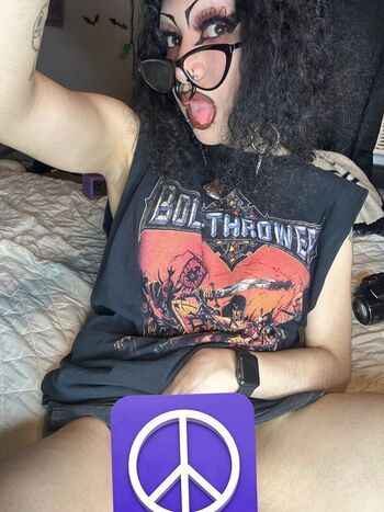 Full leaked Decayingdaf private photo