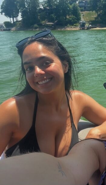 Full leaked Deeenadeeena private photo