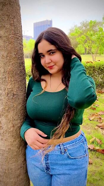 Full leaked Deeksha bhardwaj private photo