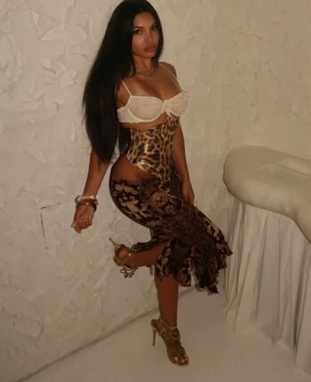 Full leaked Deemah private photo