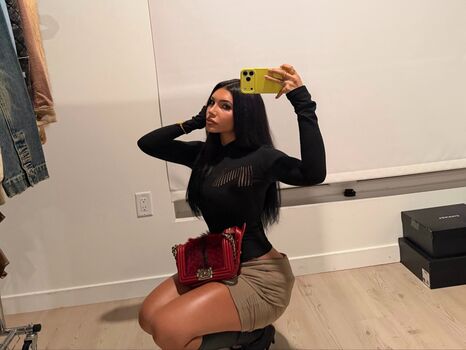 Full leaked Deemah private photo