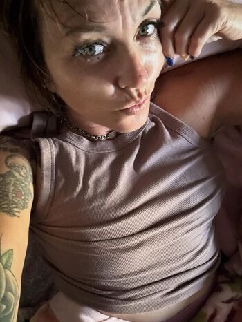 Full leaked Deenacakes private photo