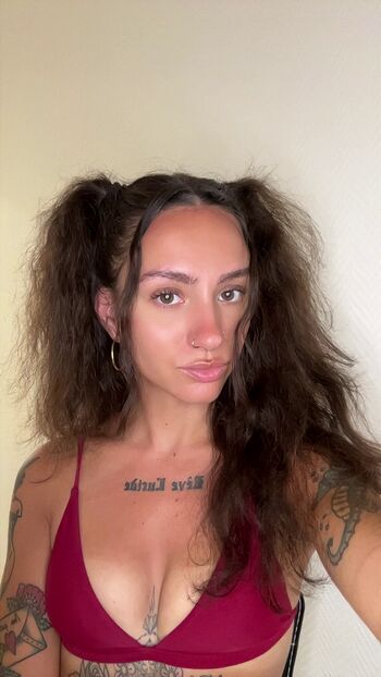 Full leaked Deeperse private photo