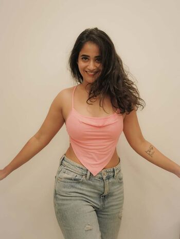 Full leaked Deepthi sunaina private photo