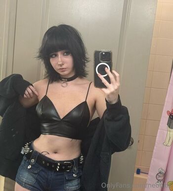 Full leaked Defeatthelw private photo