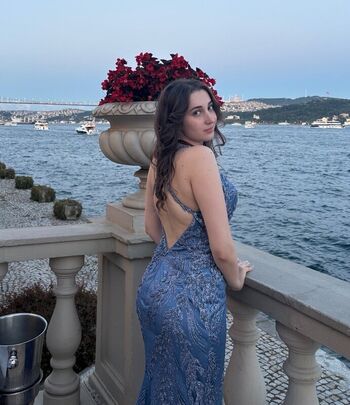 Full leaked Defne tanrverdi private photo