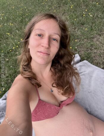 Full leaked Deineesarah private photo