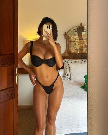 Full leaked Delatour private photo