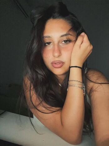 Full leaked Delia tomasulo private photo