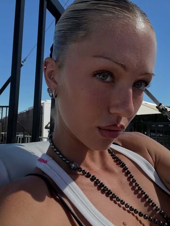 Full leaked Delilah belle hamlin page private photo