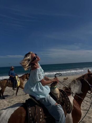 Full leaked Delilah belle hamlin private photo