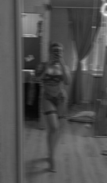 Full leaked Delixxs private photo