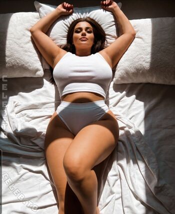Full leaked Deluxly private photo
