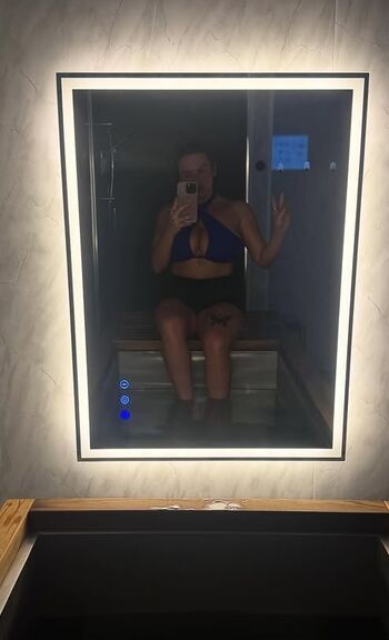 Full leaked Demi lee private photo