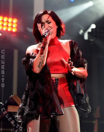 Full leaked Demi lovato page private photo