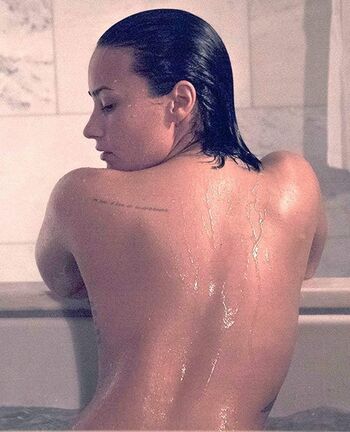 Full leaked Demi lovato page private photo