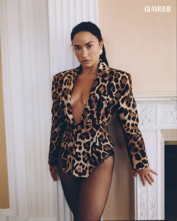 Full leaked Demi lovato private photo