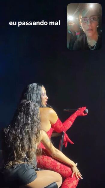 Full leaked Demi lovato private photo