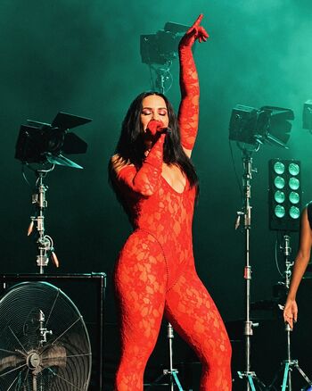 Full leaked Demi lovato private photo