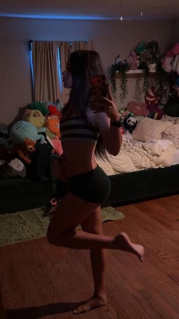 Full leaked Demisux private photo