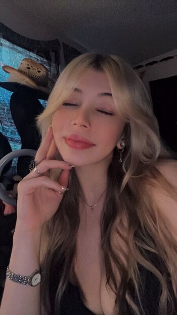 Full leaked Demonxbae private photo