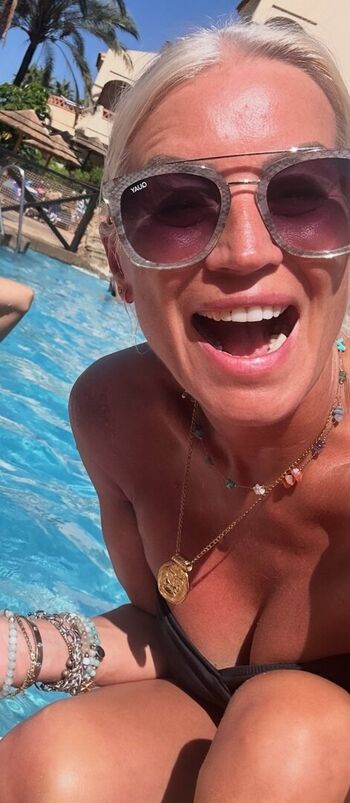 Full leaked Denise van outen private photo