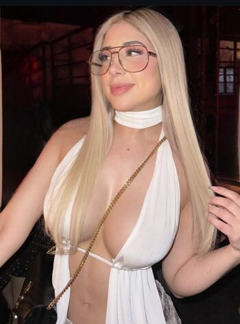 Full leaked Denisse carrera private photo