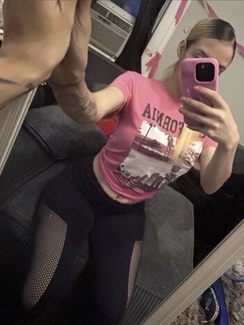 Full leaked Depop wins private photo