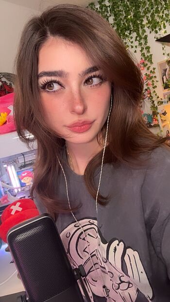 Full leaked Deputyaruuu page private onlyfans photo