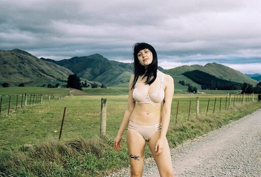 Full leaked Derya parlak private photo