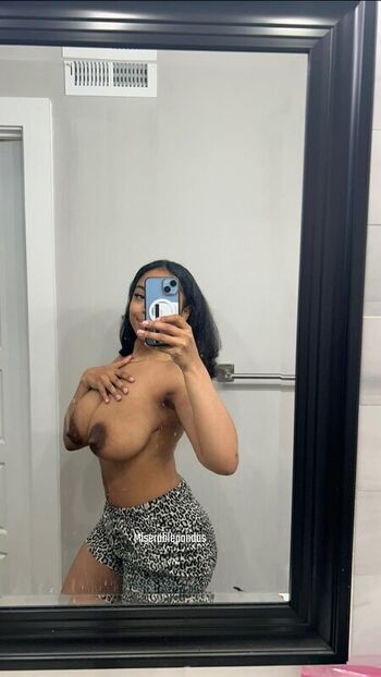 Full leaked Desireava private photo
