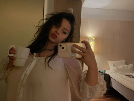 Full leaked Desiresdiary private photo